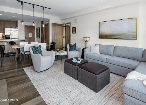 Appartement avec piscine 2