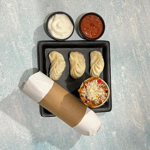 Zesty Chicken Peri Peri Shawarma + Steamed Chicken Momos [ 3 Pcs ]