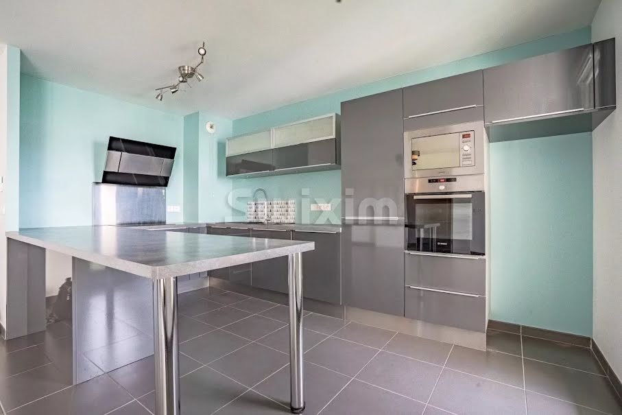 Vente appartement 3 pièces 72.88 m² à Ferney-Voltaire (01210), 430 000 €