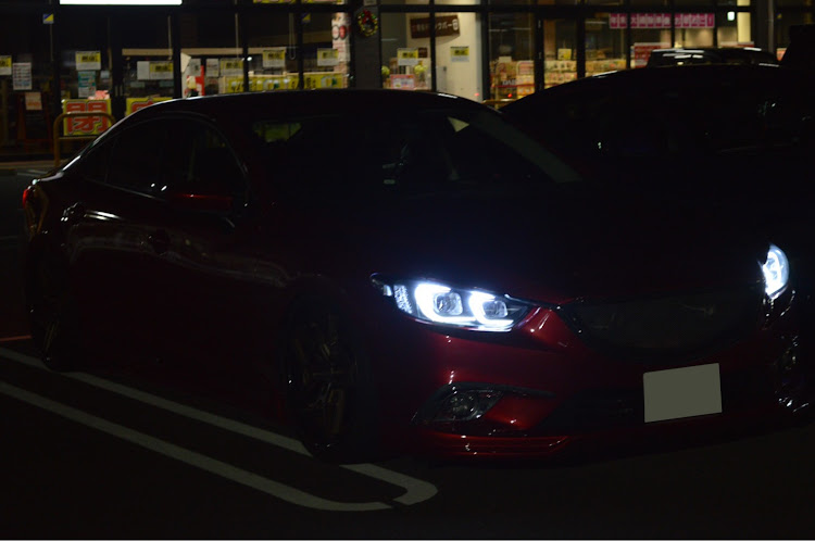アテンザのマフラー交換・ホイール交換・mazda6・エアサスに関するカスタム事例の投稿画像1枚目