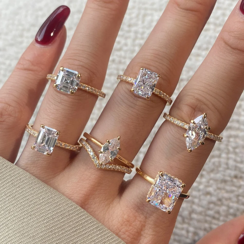 S925 Sterling Silber Ring mit Super High Carbon Diamant für atemberaubenden Glanz. Der perfekte Ring für besondere Momente.