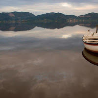 SUl lago  specchiato di 