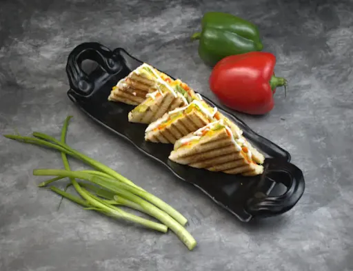 Veg Grilled Sandwich (2 Slice)