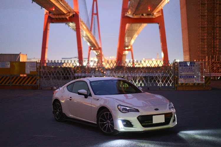 BRZのBRZ・ZC6・ロードスター ・名港トリトン・ご安全に！に関するカスタム事例の投稿画像1枚目