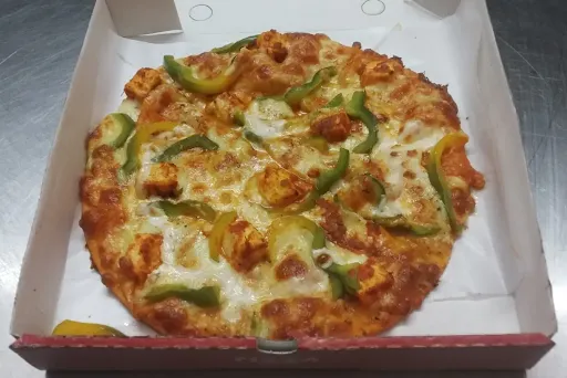 Indian Tandoori Paneer Pizza