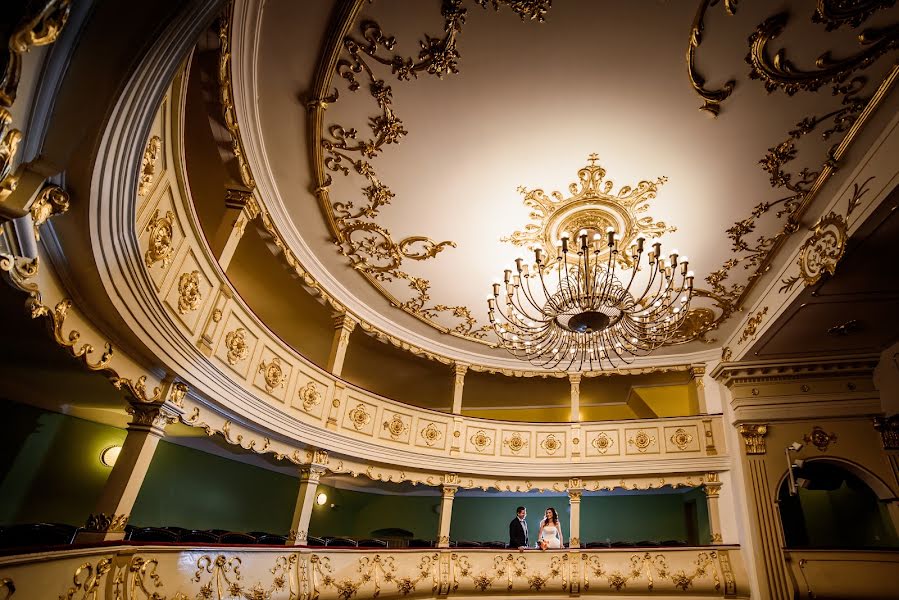 Fotógrafo de casamento Andrei Branea (branea). Foto de 5 de agosto 2015