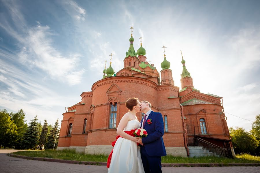 Hääkuvaaja Vyacheslav Alenichkin (vyacheslaw). Kuva otettu 7. kesäkuuta 2016