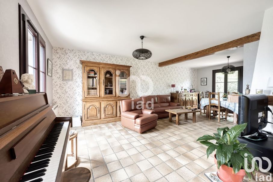 Vente maison 5 pièces 110 m² à Mareuil-lès-Meaux (77100), 348 000 €