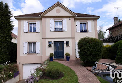 Maison avec terrasse 1