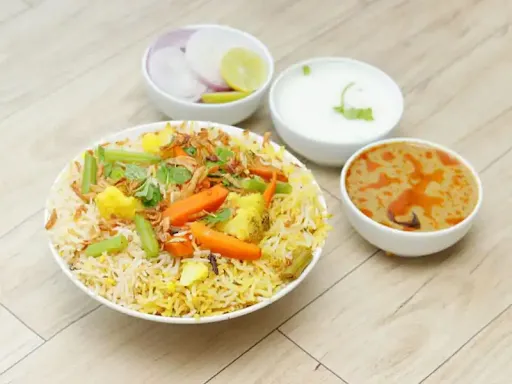 Veg Biryani (Hundi)