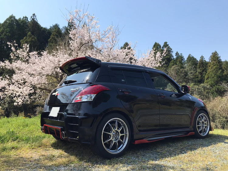 スイフトスポーツのZC32S並べたい・桜・気持ちのいい事・桜と愛車・負けんな！に関するカスタム事例の投稿画像6枚目