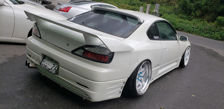 Backyardproduceさんが投稿したs15シルビア・オーバーフェンダー・塗り分け・補修・シルビアに関するカスタム事例の投稿画像2枚目