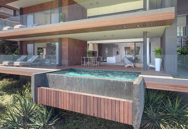 Contemporary apartment with terrace and pool 1