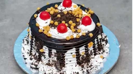 Black Forest Crunch Cake