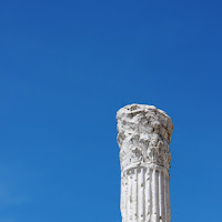 colonna solitaria di 