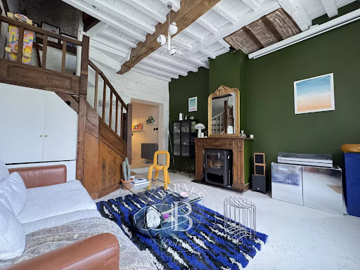 House with terrace 1