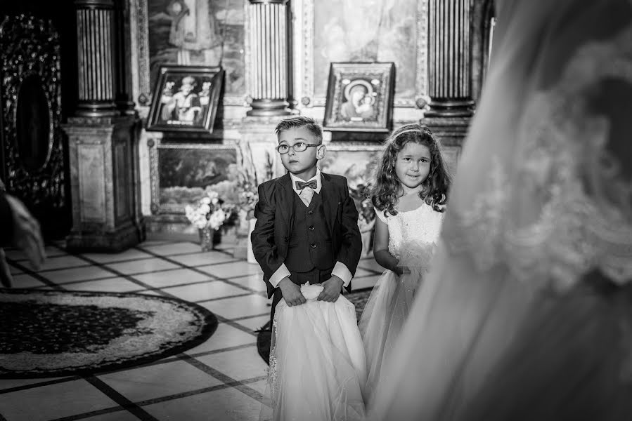 Bröllopsfotograf Calin Dobai (dobai). Foto av 15 augusti 2018