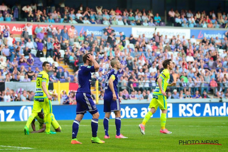 Anderlecht-speler raakte eerste 19 minuten en 18 seconden (!) géén enkele bal tegen AA Gent: "Dat was des duivels en ongezien"