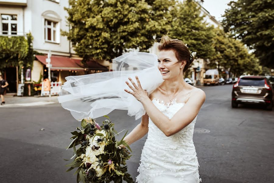 Düğün fotoğrafçısı Magdalena Luise Mielke (spiegelverdreht). 10 Ekim 2023 fotoları