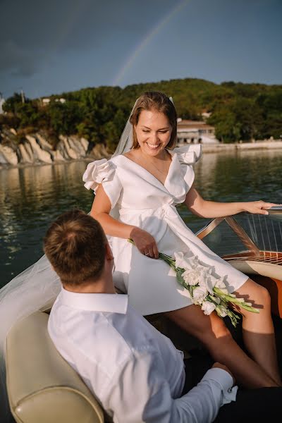 Wedding photographer Elena Poletaeva (lenchic). Photo of 19 November 2023