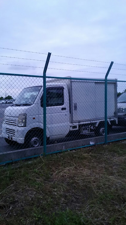 キャリイトラックのちょっとおでかけ・ふと思った事に関するカスタム事例の投稿画像2枚目