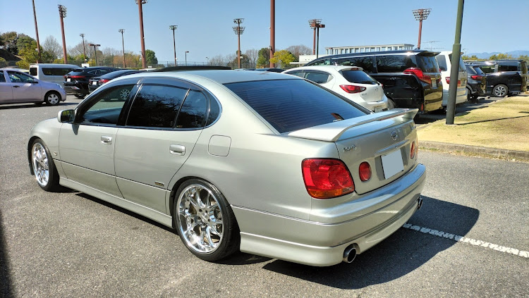 アリストのルックスレインコート・アリスト JZS161・2JZ-GTE・流撥水・UV劣化防止に関するカスタム事例の投稿画像2枚目