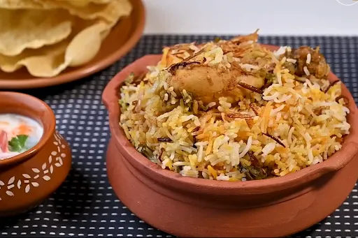 Chicken Hyderabadi Dum Biryani