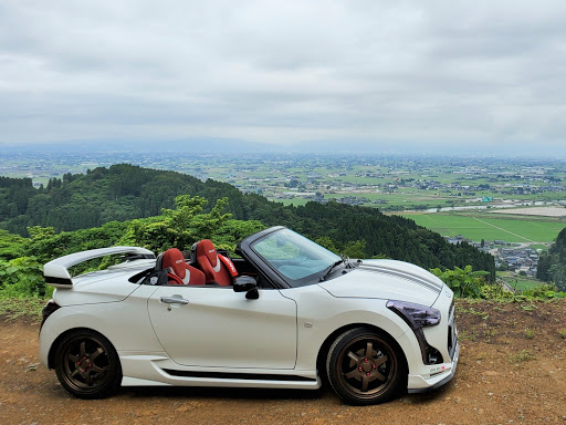 コペン La400kの富山県 稲葉山牧場 朝ドライブ コペンローブ 梅雨に関するカスタム メンテナンスの投稿画像 車のカスタム情報はcartune