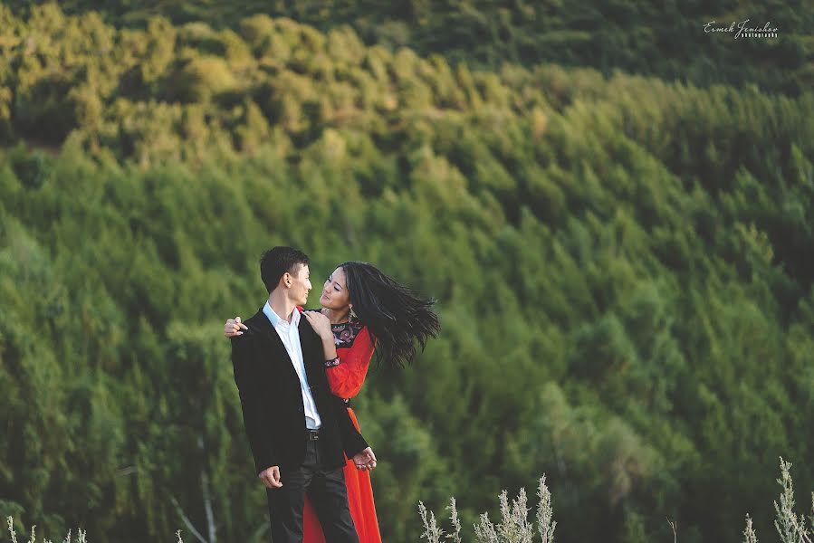 Wedding photographer Ermek Zhenishov (ermek). Photo of 21 August 2014