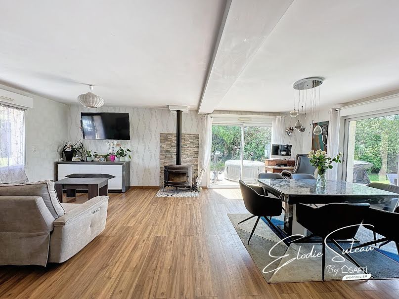 Vente maison 7 pièces 109 m² à Le Lion-d'Angers (49220), 256 000 €
