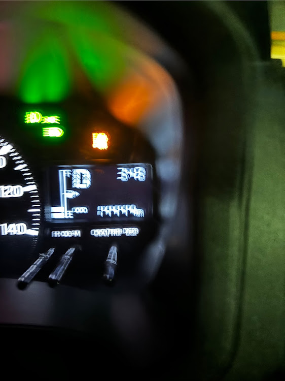 ハイゼットカーゴのDIY・ルーフアタッチメント・って言うらしい笑・オーディオ交換・DAF11Zに関するカスタム事例の投稿画像1枚目