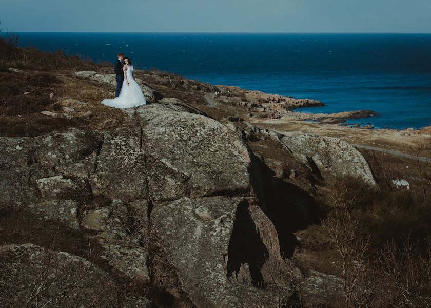 Fotógrafo de bodas Nika Witoń (onlyrealemotions). Foto del 26 de mayo 2017