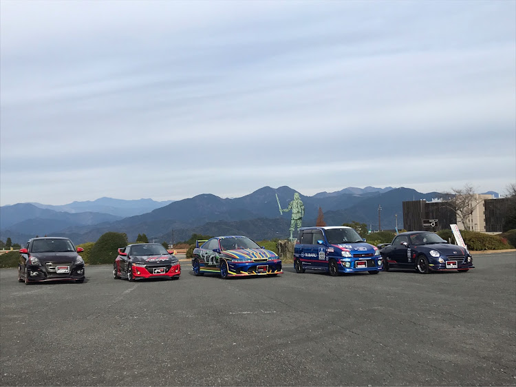 スイフトスポーツのチーム世界のやまちゃん・一周年記念MT・お疲れ様でしたに関するカスタム事例の投稿画像8枚目