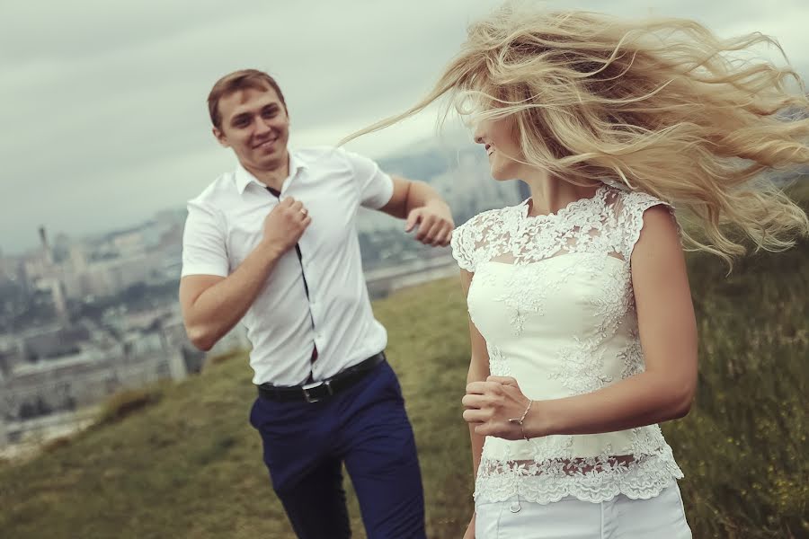 Fotógrafo de casamento Arkadiy Umnov (umnov). Foto de 1 de abril 2018