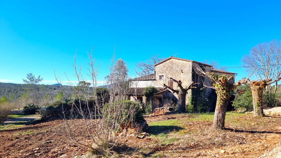 Vente propriété 8 pièces 250 m² à Saint-Paul-en-Forêt (83440), 1 160 000 €