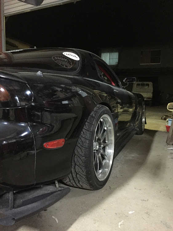 RX-7のCE28・CE28N・ホイール交換に関するカスタム事例の投稿画像3枚目