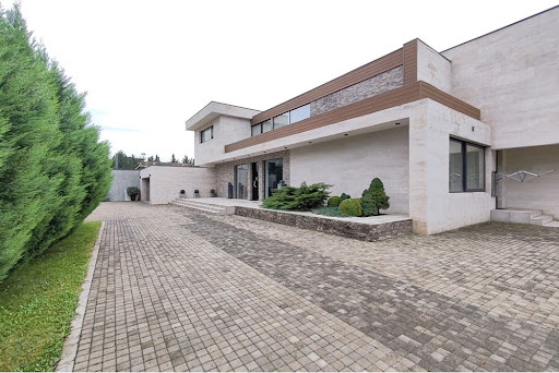 Maison avec piscine 5