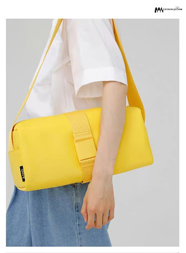 Title 12, Aolly Toast Bag Fashion Messenger Bag
