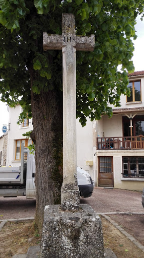 Sermizelle Monument Aux Morts