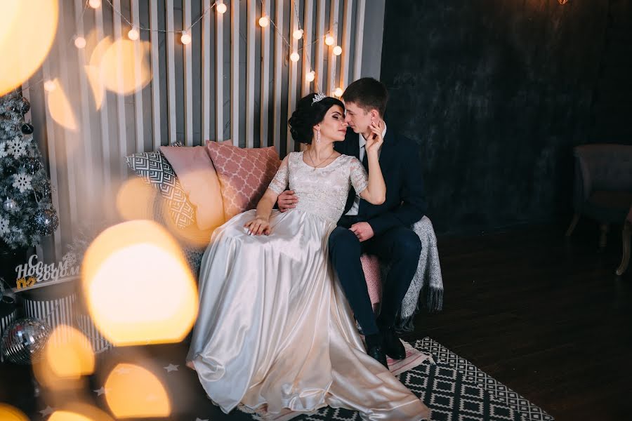 Wedding photographer Kseniya Romanova (romanova). Photo of 14 January 2018