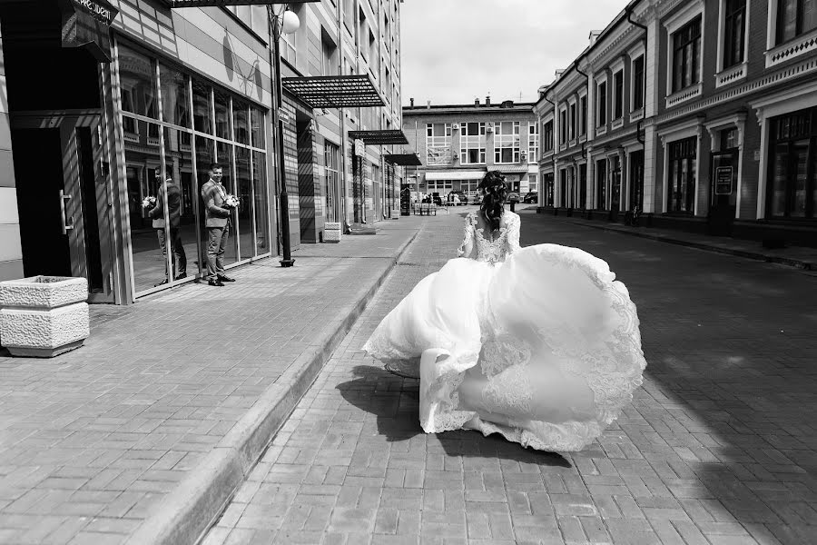 Fotógrafo de casamento Nikolay Ovcharov (ovcharov). Foto de 19 de julho 2018