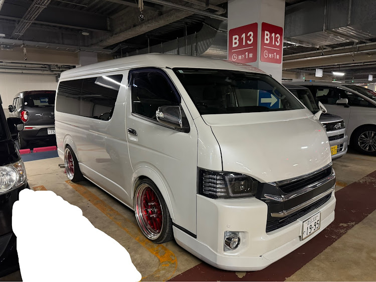 ハイエースワゴンのハイエース200系・5月もよろしくお願いします・GWに関するカスタム事例の投稿画像1枚目