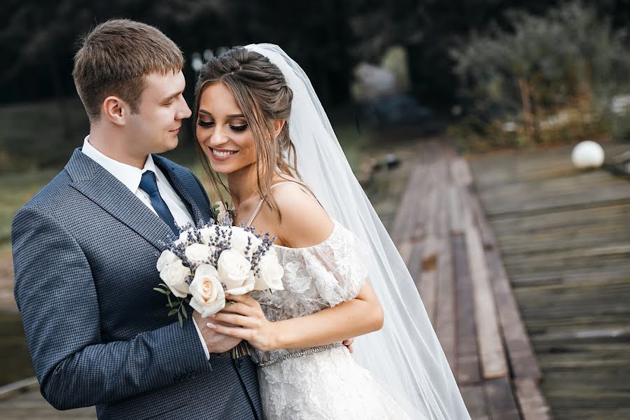 Fotógrafo de casamento Oleg Novikov (novikov1974). Foto de 18 de março 2022