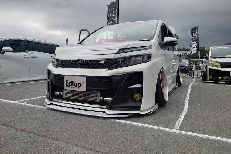オデッセイのワゴニストスーパーカーニバルに関するカスタム事例の投稿画像10枚目