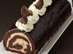 Chocolate Peanut Butter Roulade was pinched from <a href="http://dietersdownfall.com/chocolate-peanut-butter-roulade/" target="_blank">dietersdownfall.com.</a>