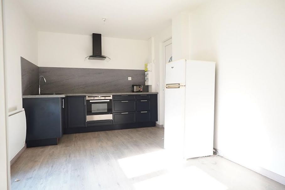 Location  appartement 1 pièce 20 m² à Amiens (80000), 395 €