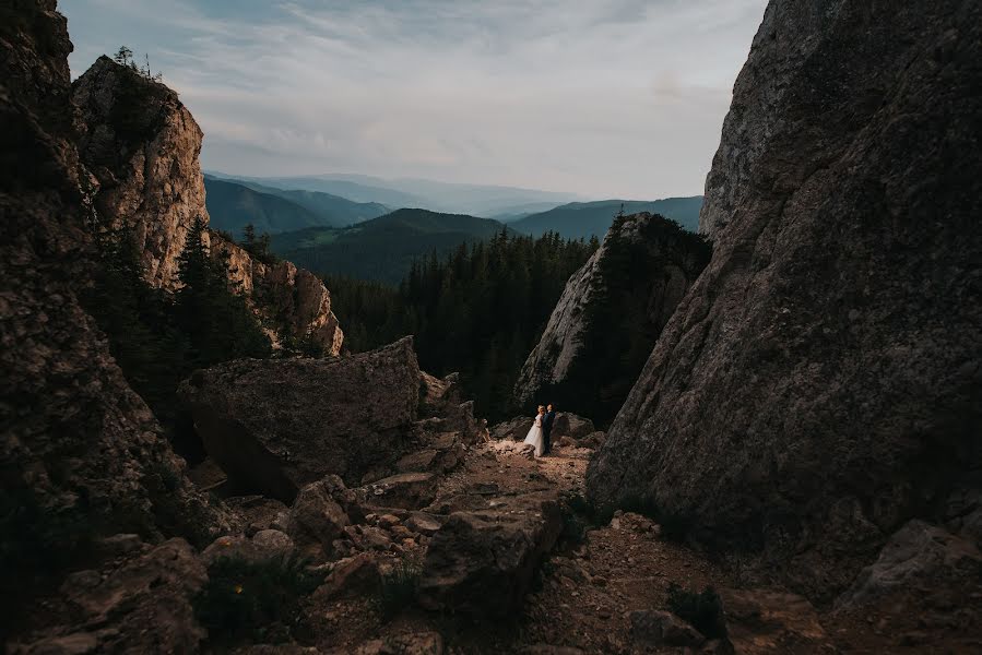 Bryllupsfotograf Ionut Bogdan Patenschi (ionutbogdanpat). Foto fra december 4 2019