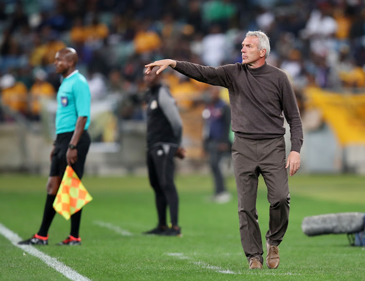 Kaizer Chiefs' German Ernst Middendorp will be pleased with two wins in a row.