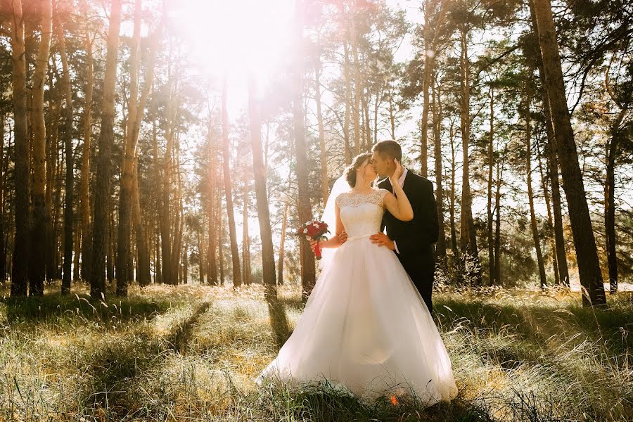 Wedding photographer Irina Sycheva (iraowl). Photo of 19 October 2019