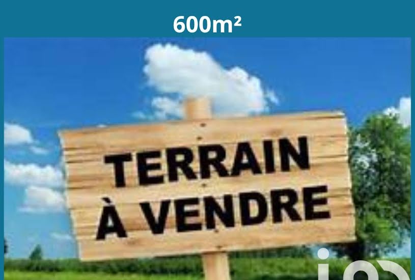  Vente Terrain à bâtir - 600m² à Saint-Aubin-de-Médoc (33160) 